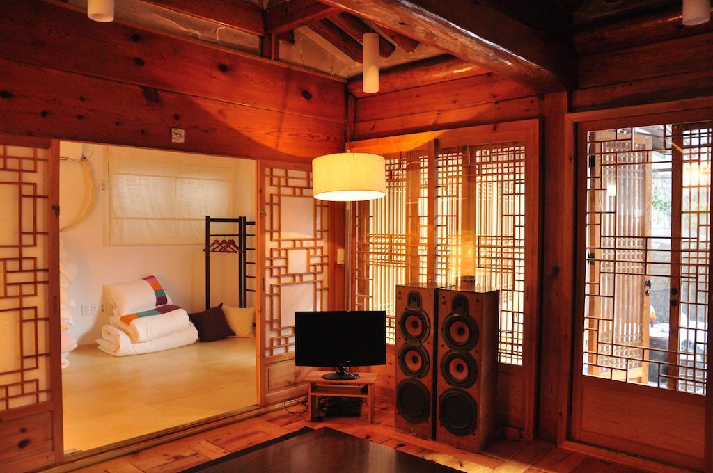 Hueahn Hanok Guesthouse ソウル特別市 エクステリア 写真